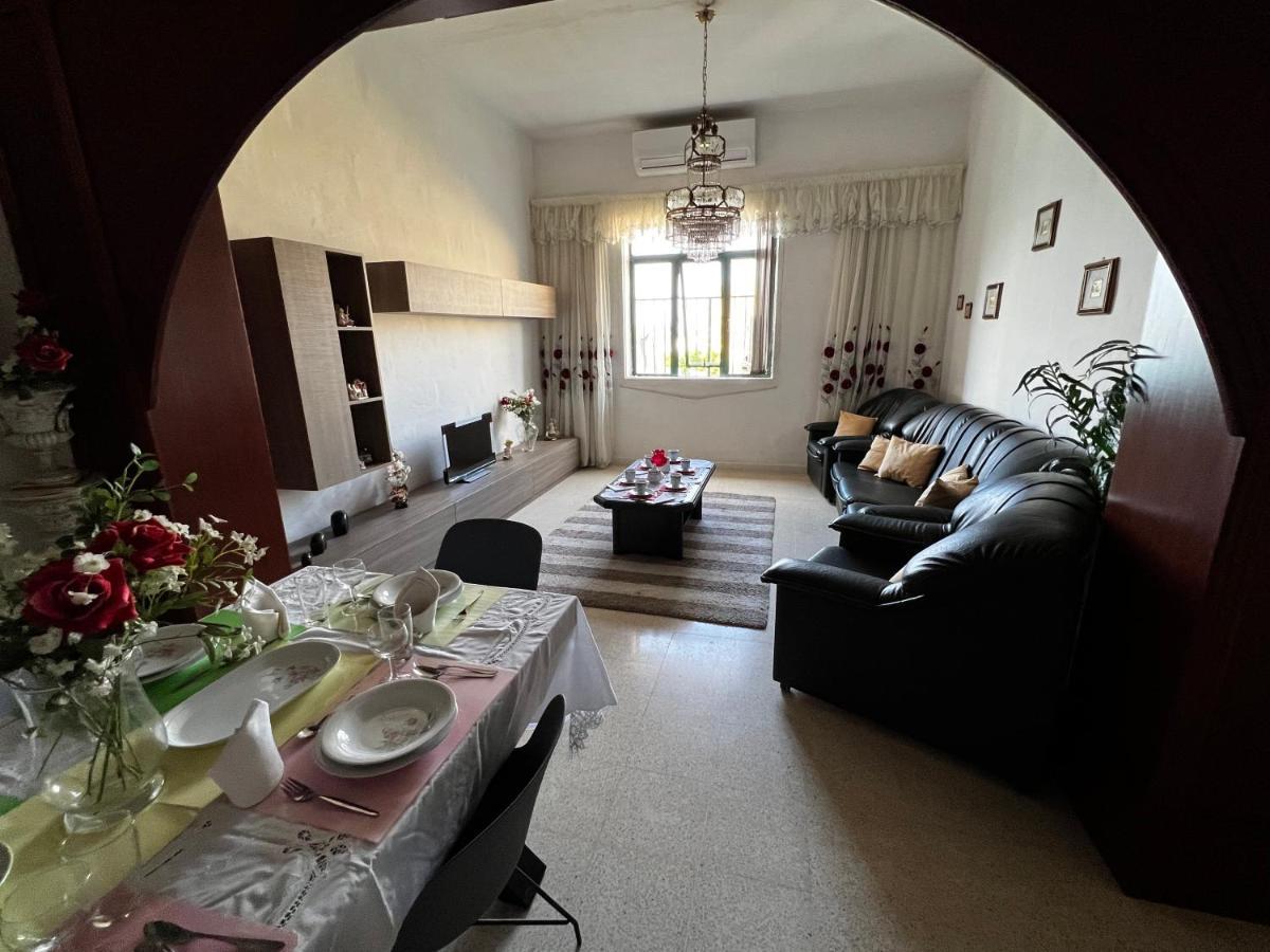 Superb 3 Bedroom Apartment In La Valette Extérieur photo